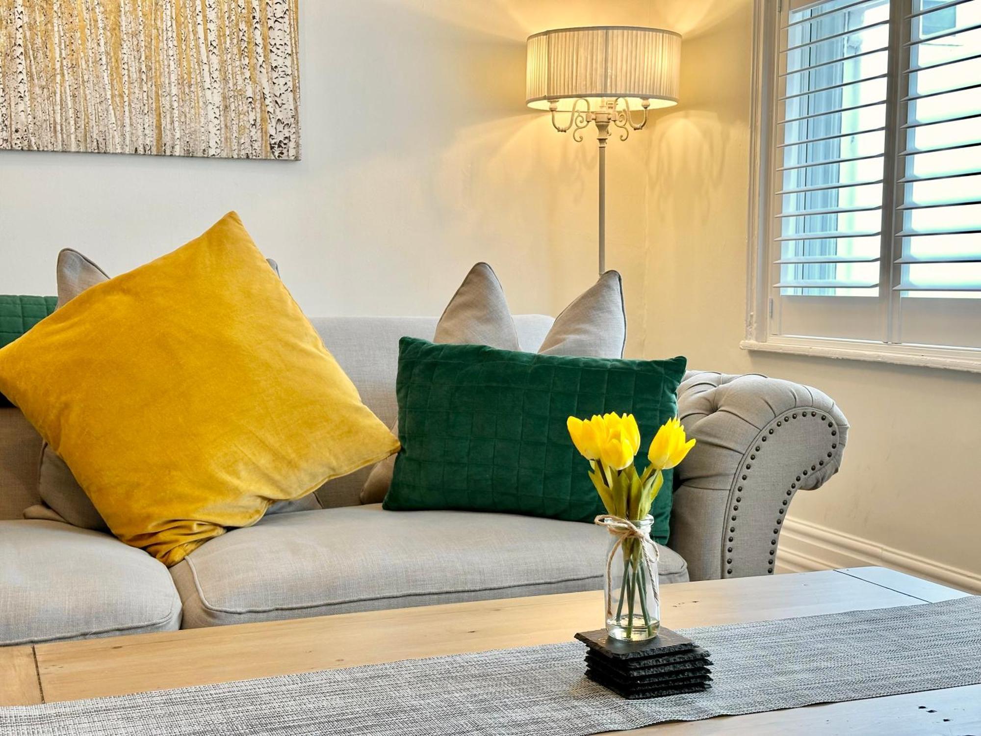 Gillygate Nest With Free Allocated Parking ยอร์ค ภายนอก รูปภาพ